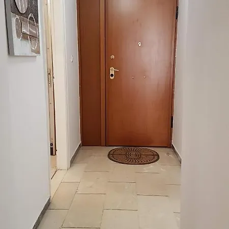Sky - Center, 5 Bd, 4 Bath