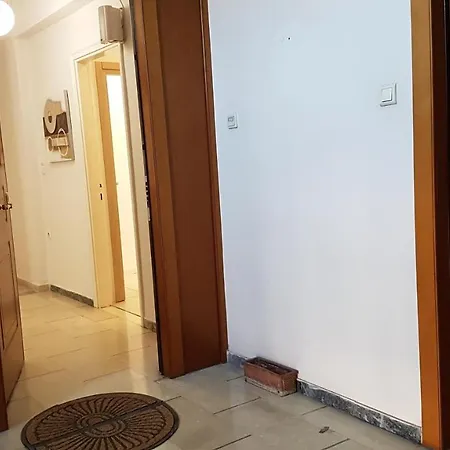 Sky - Center, 5 Bd, 4 Bath *