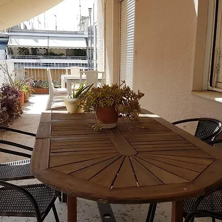 Sky - Center, 5 Bd, 4 Bath * Athens