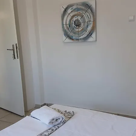 Sky - Center, 5 Bd, 4 Bath *